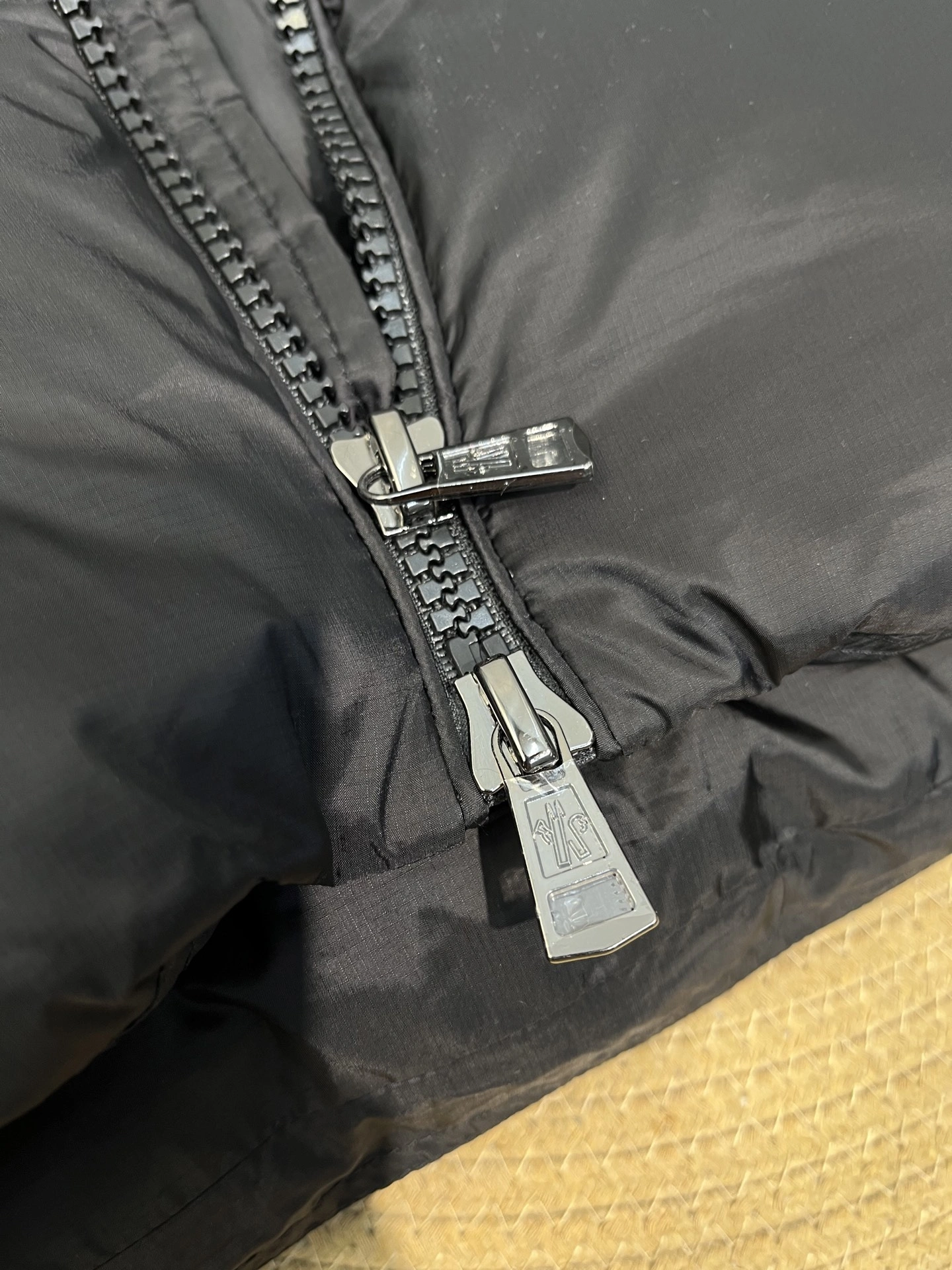 wg.luxury- 7o9385r Down jacket item:E-F190I1817